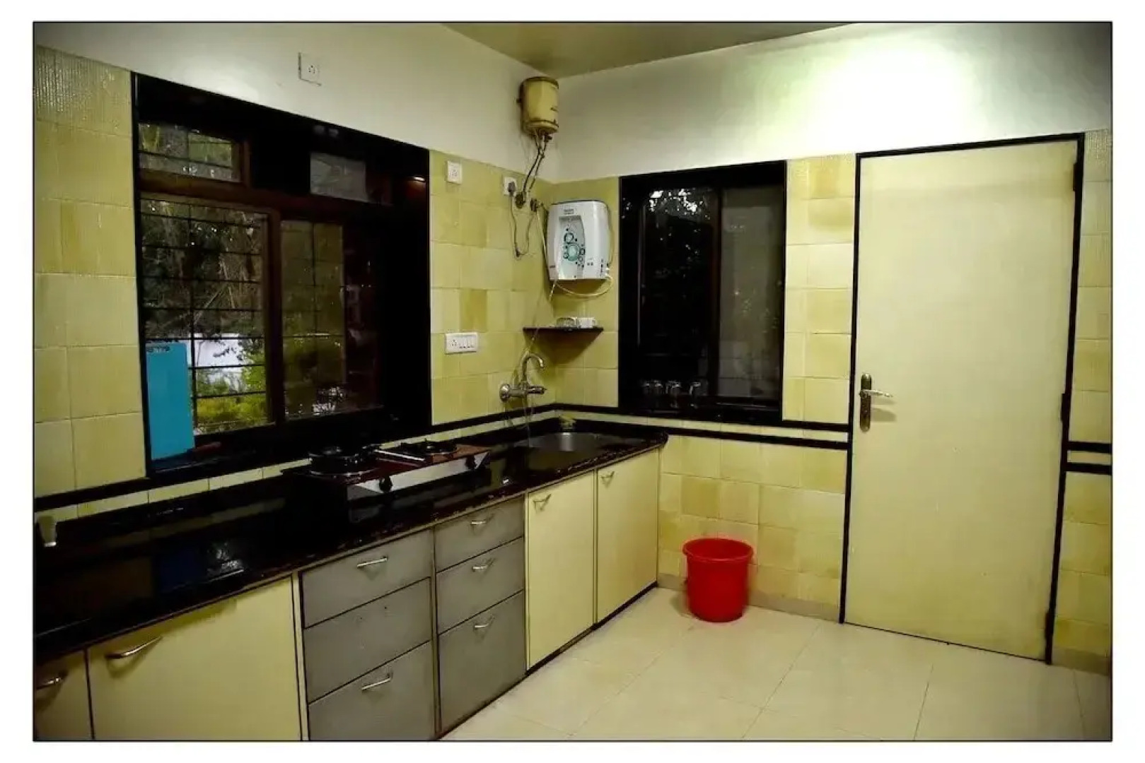 Deluxe Resort Lonavala