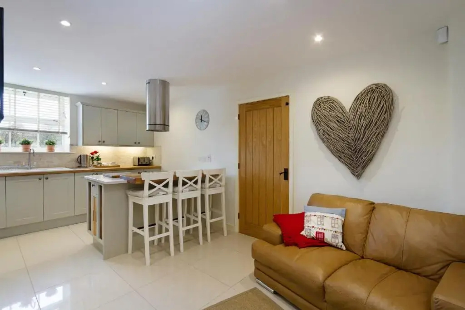 Unit 1 Dove Farm Barns