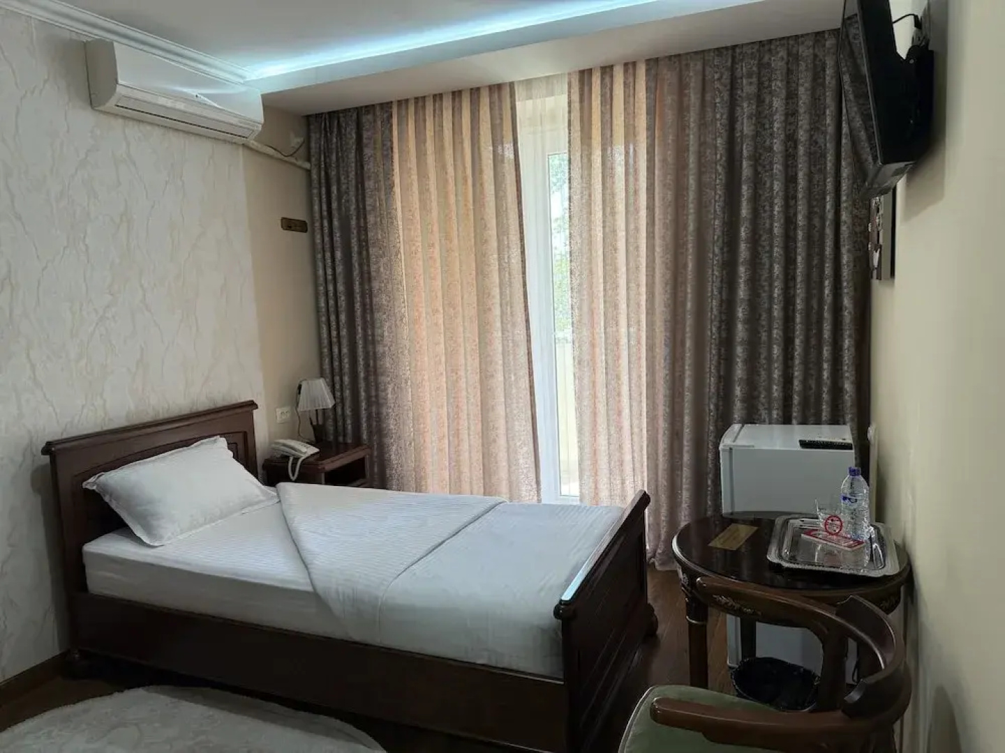 Hotel Yoshlik