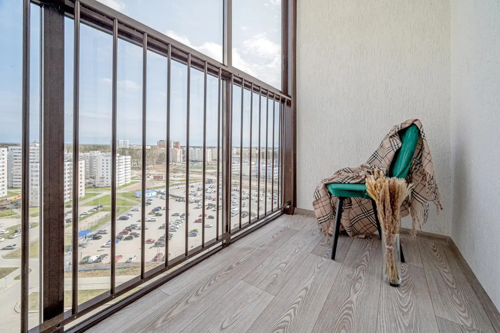 Хорошего дня на улице Алексея Латышова 3