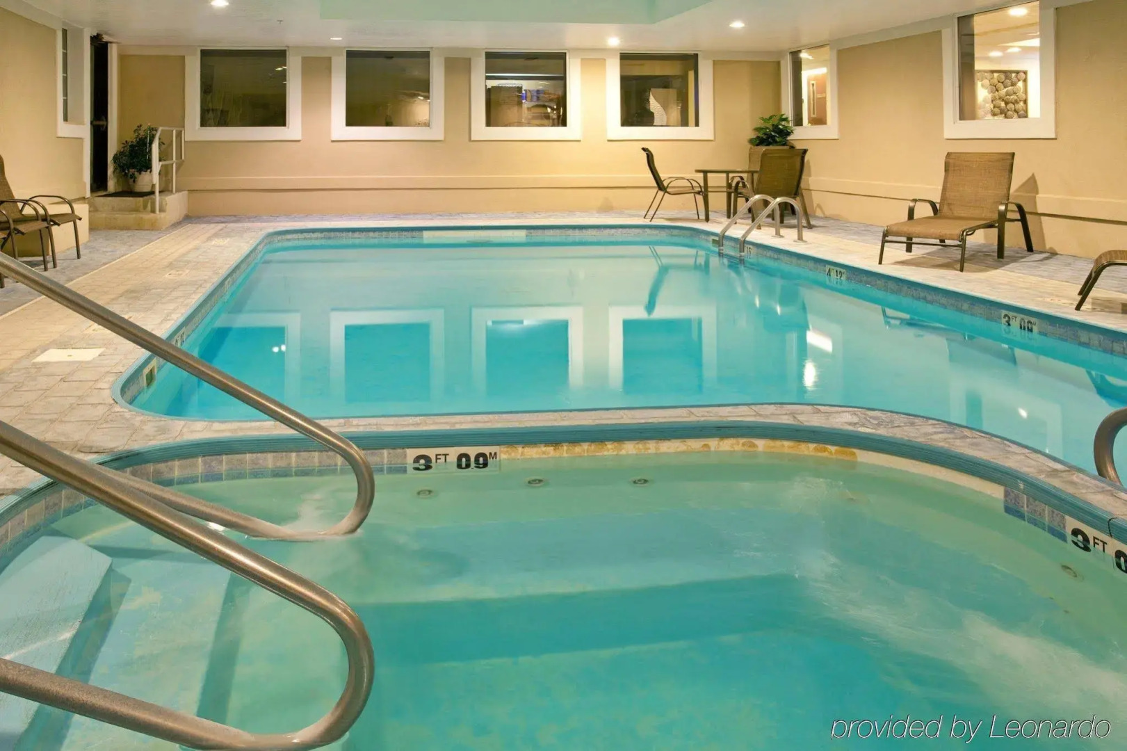 Holiday Inn Express Hotel & Suites Wabash by IHG