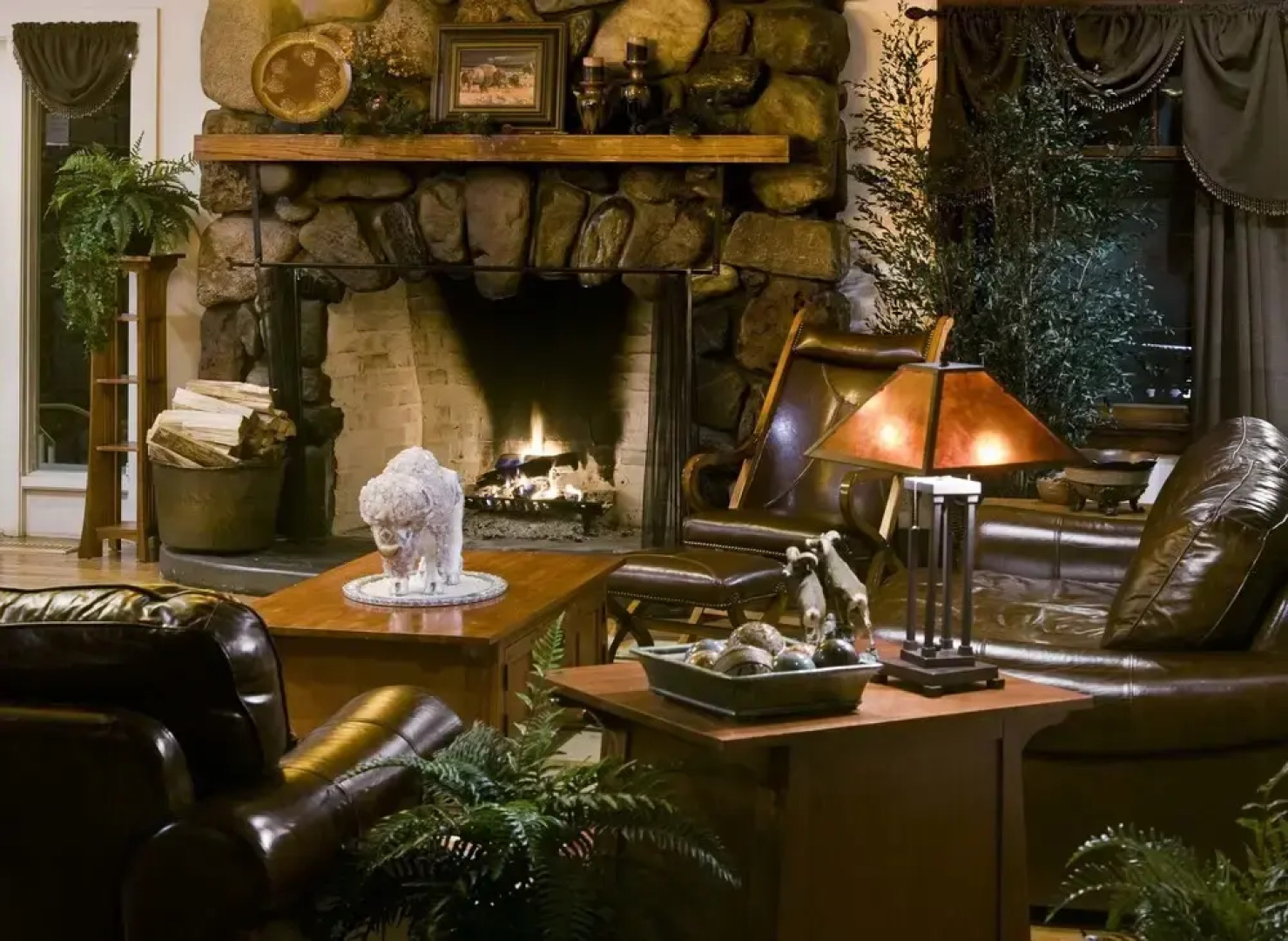 State Game Lodge & Resort