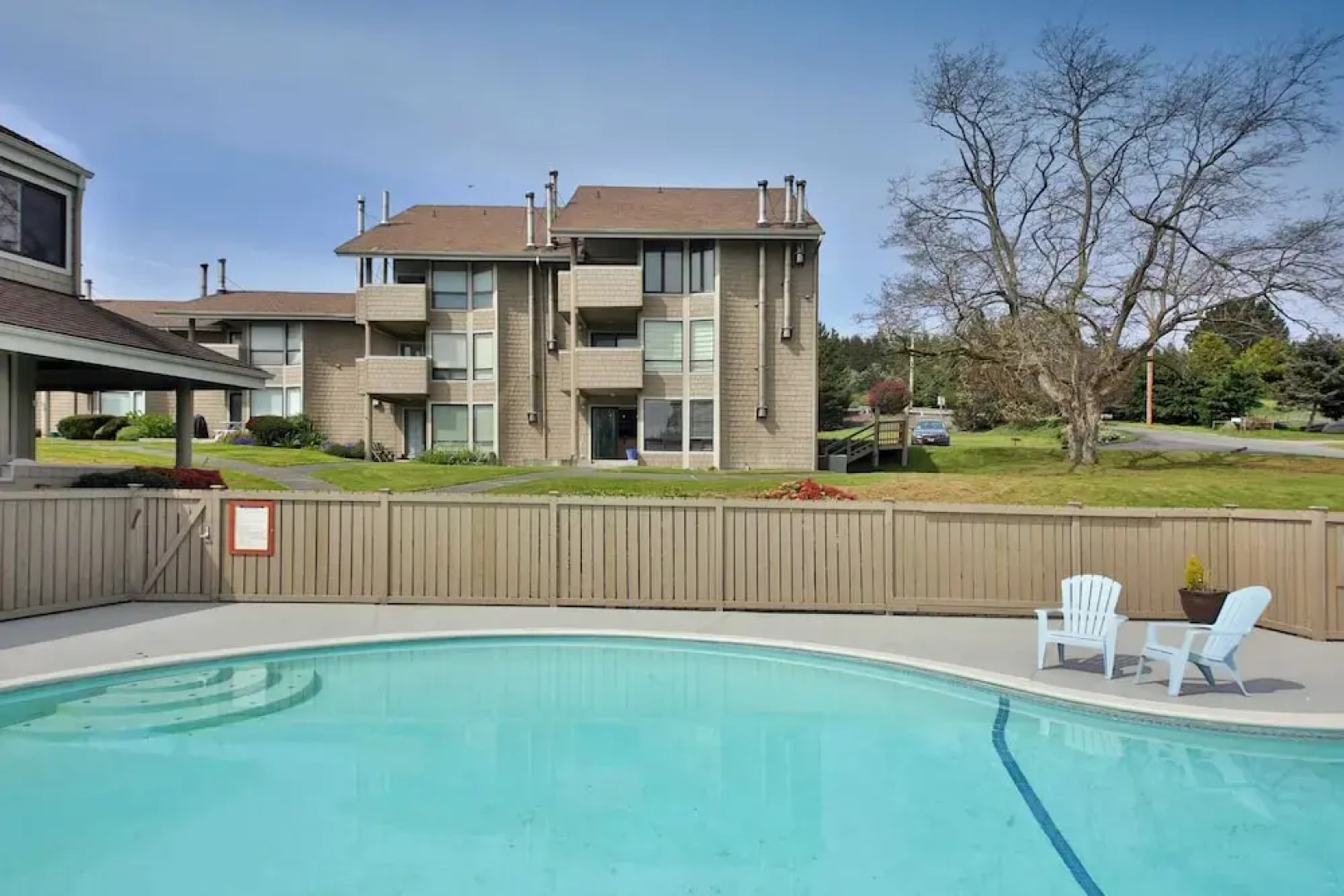 Beachfront Condo - Mutiny Bay by Avantstay Views