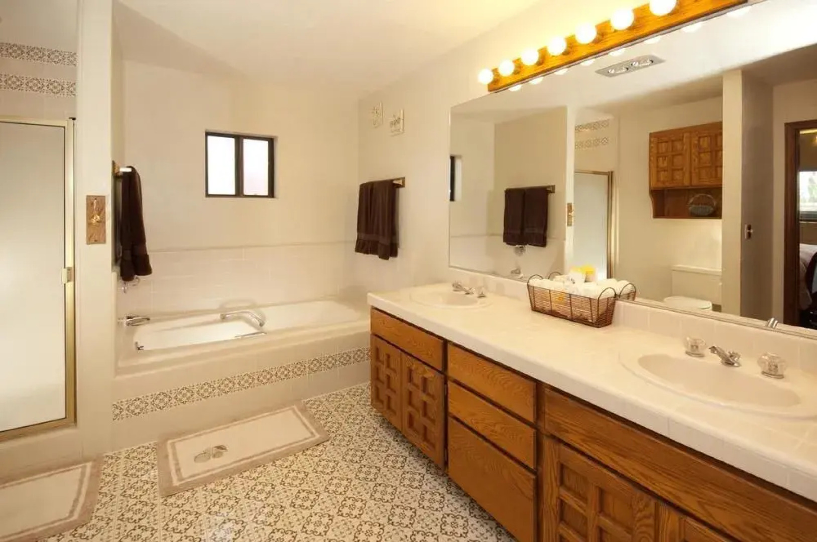 Desert Rose Bed and Breakfast