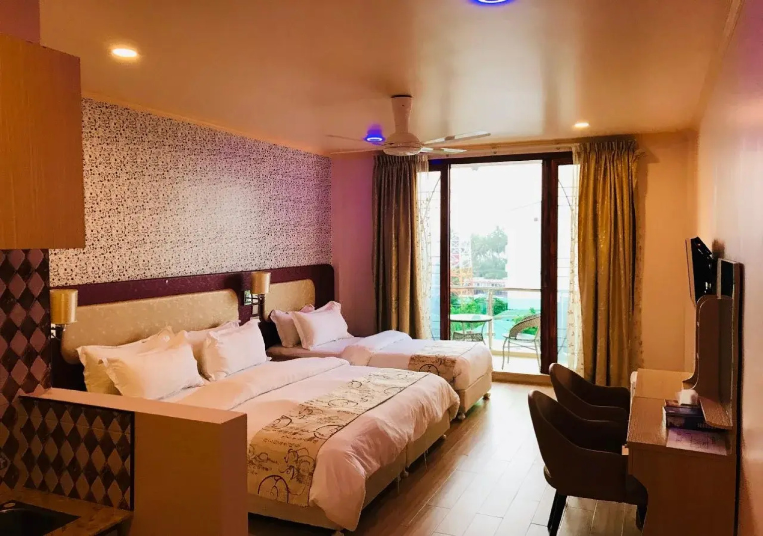 Отель Sunrise Beach and Spa