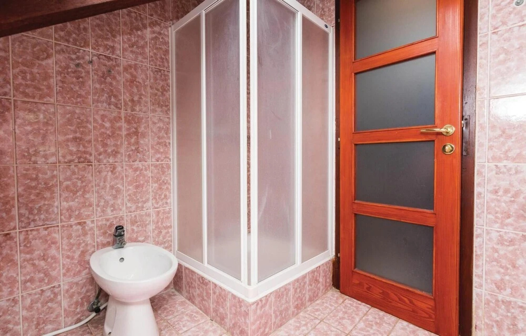 Amazing Home in Kozino With Wifi and 5 Bedrooms