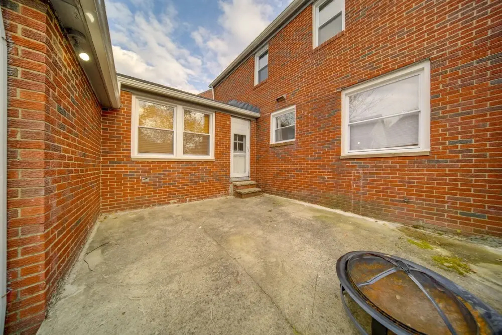 University Heights Home Near Downtown Cleveland!