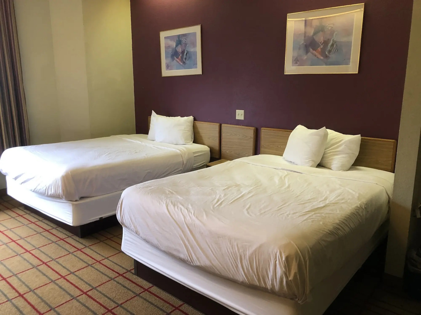 Motel 6 Coraopolis, PA- Pittsburgh Airport