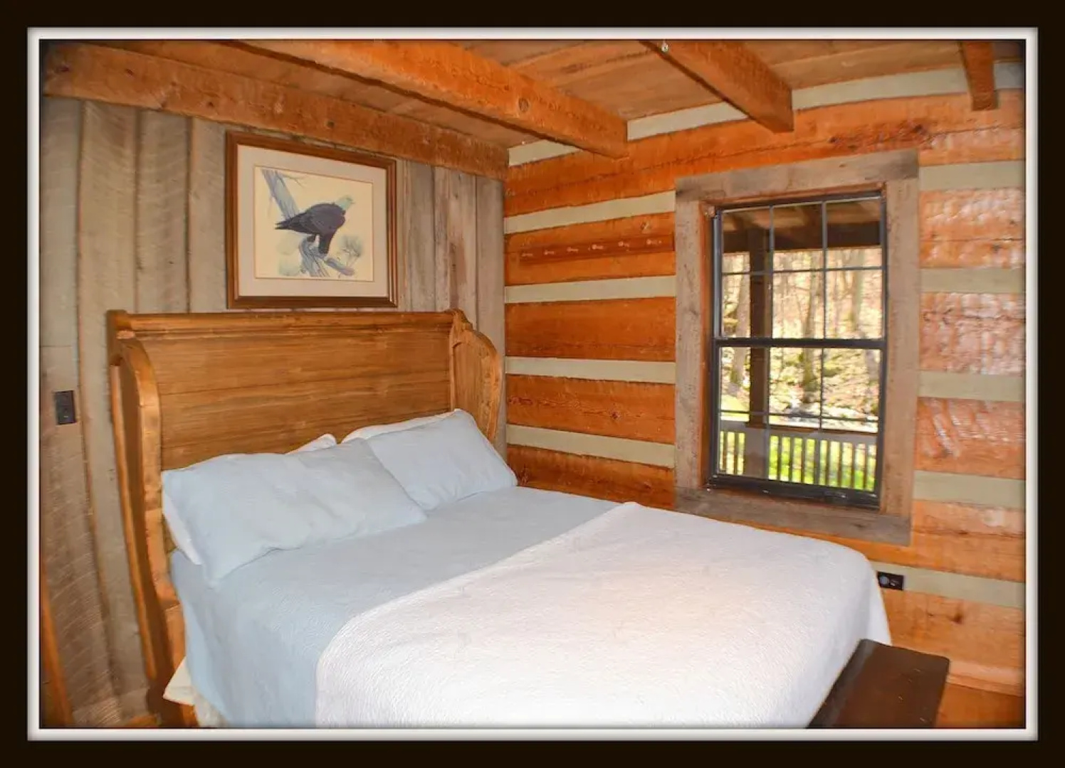 Logged Inn - 3 Br cabin by RedAwning