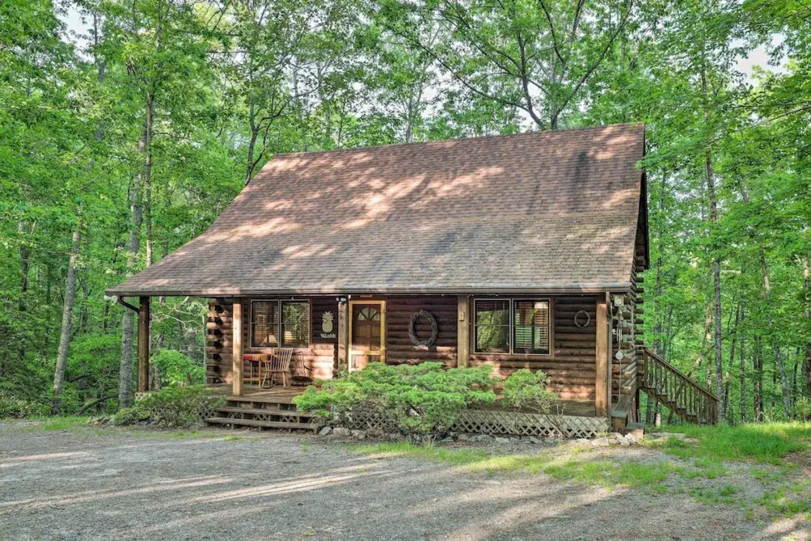 Serene Brevard Cabin ~ 7 Miles to State Forest!