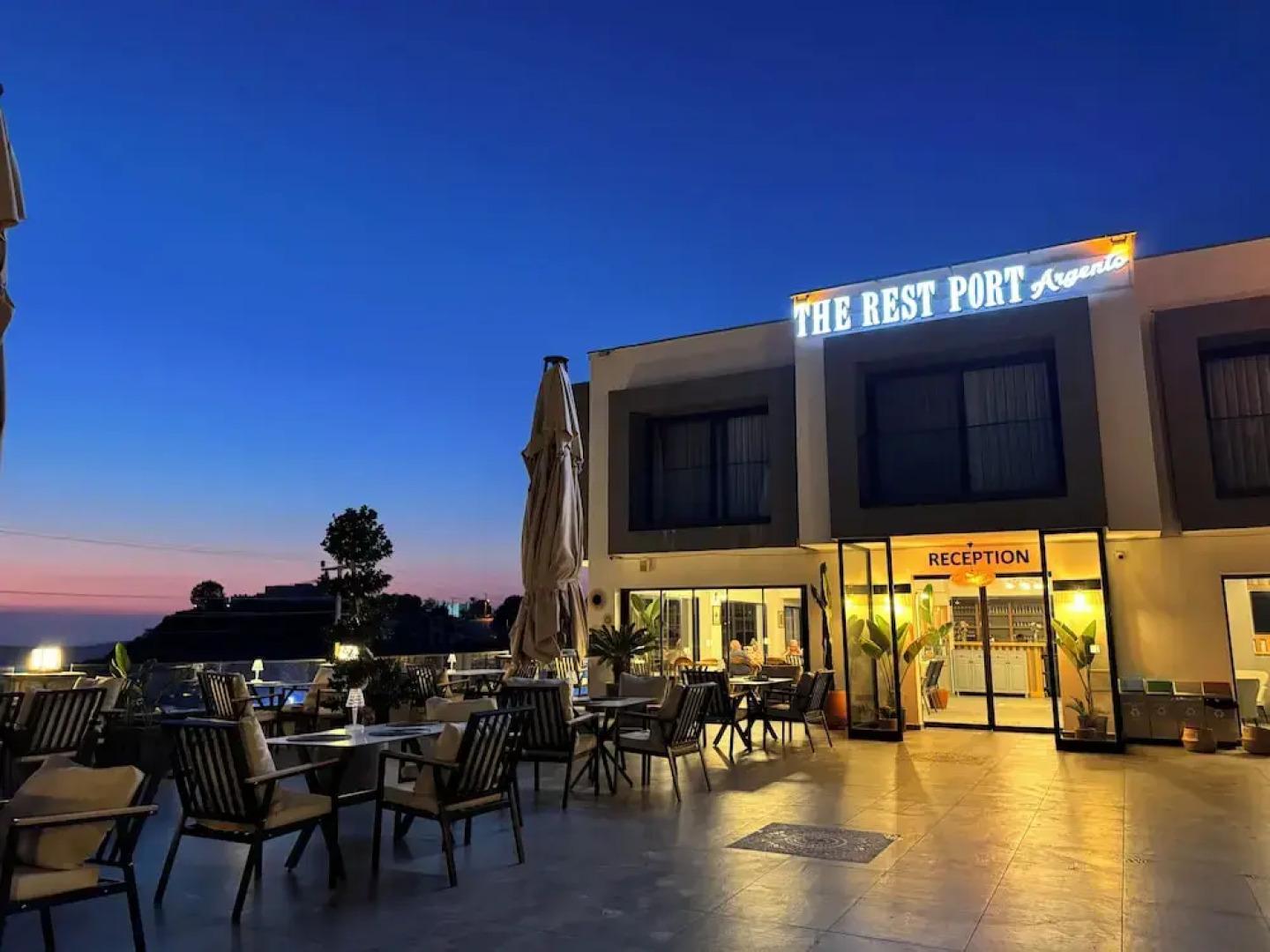 The Rest Port Argento