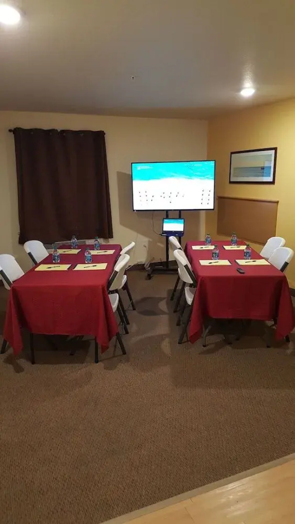 Amelia Extended Stay & Hotel