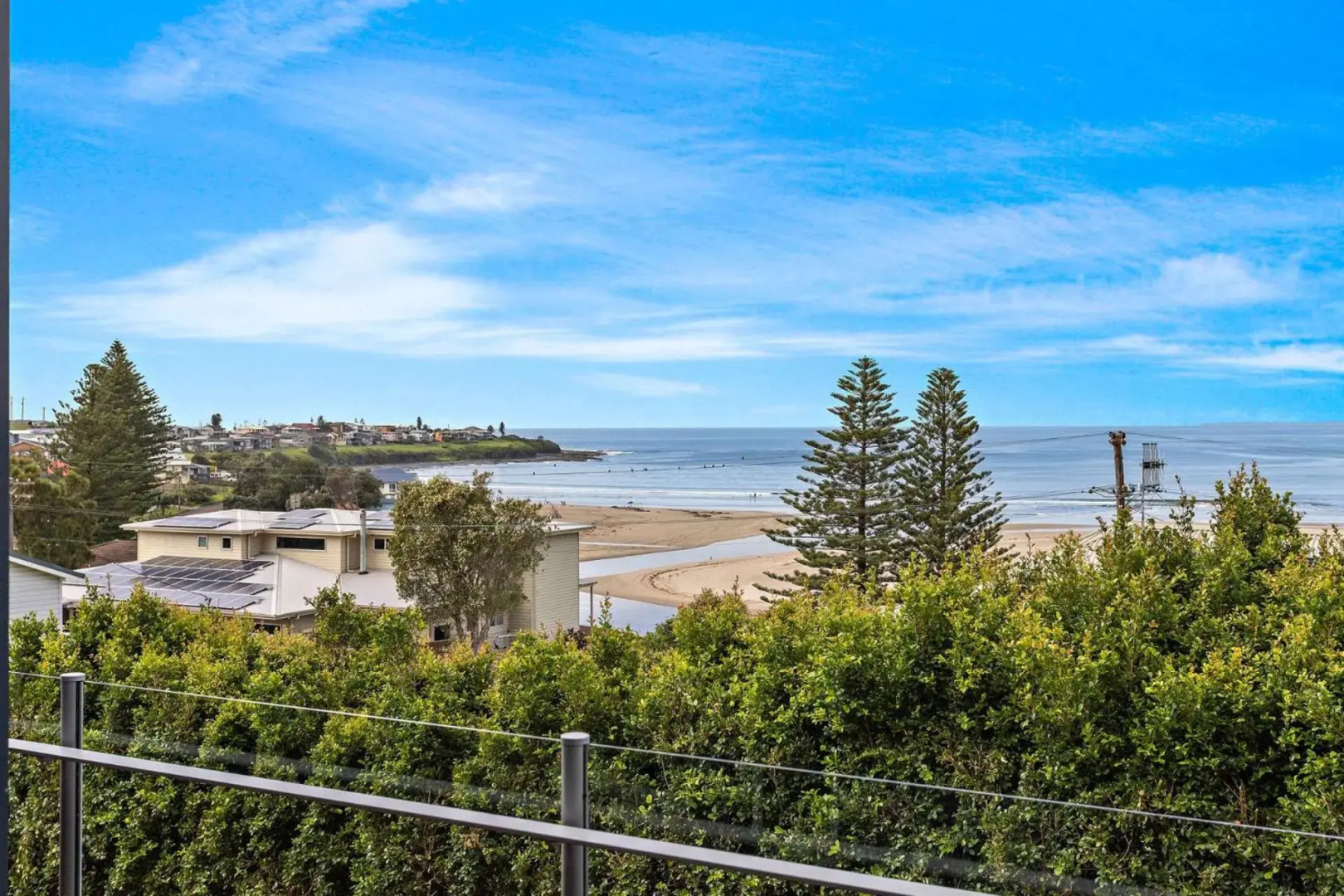 VUE DE LA MER Gerroa 4pm Check Out Sundays