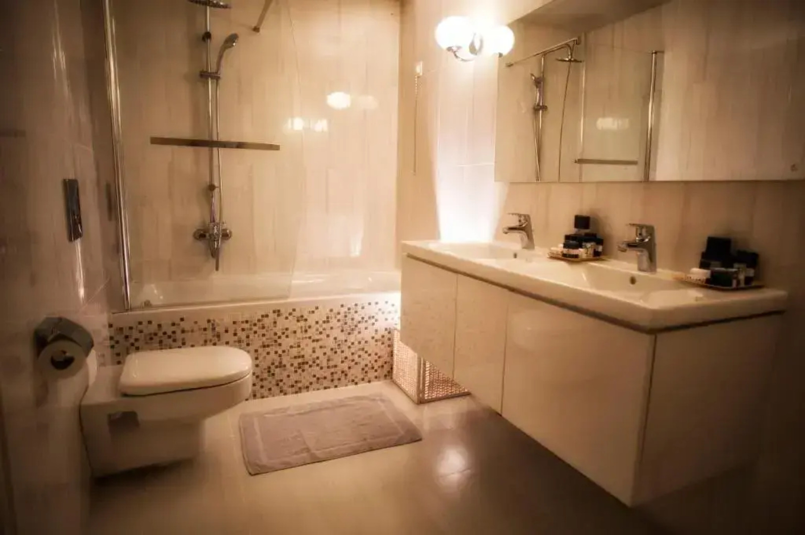 Hondos Classic Hotel & Spa