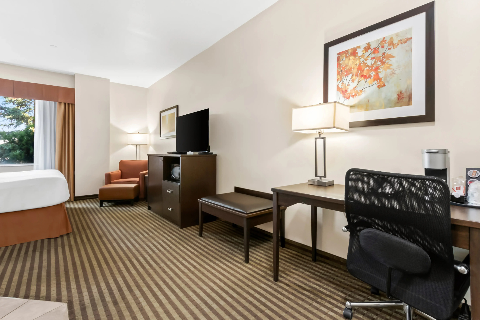Best Western Plus Fergus Hotel