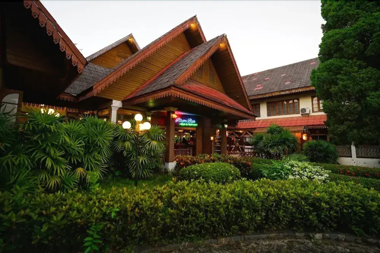 Rimchan Resort Hotel