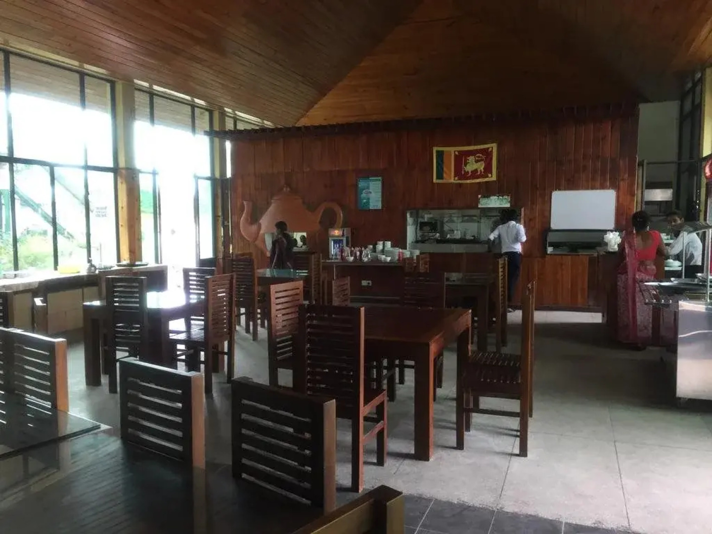 Glenloch Tea Factory Hotel