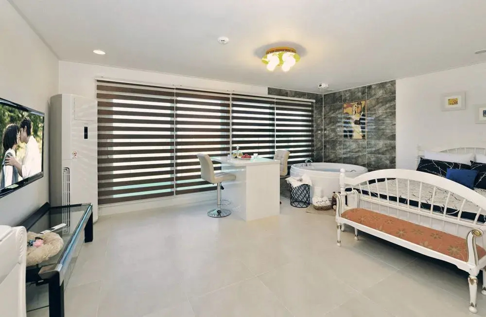 Yangyang Monti Pet Spa Pension