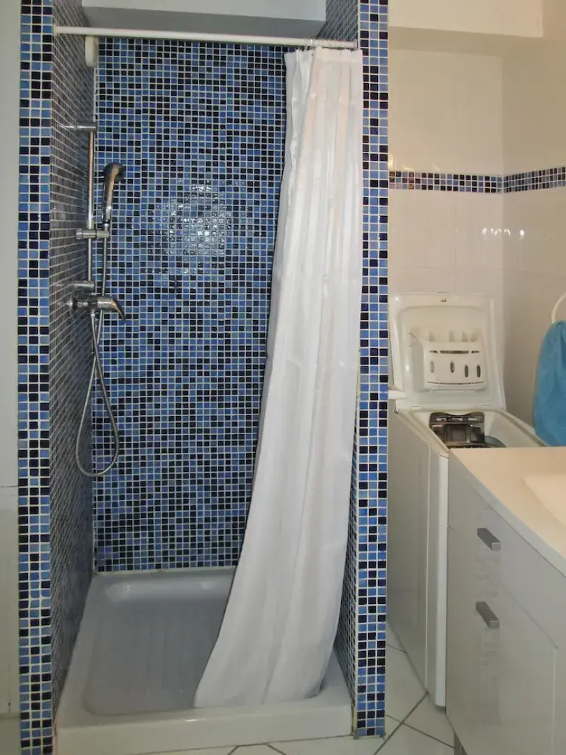 Studio in Le Grau-du-roi, With Enclosed Garden and Wifi - 50 m From th