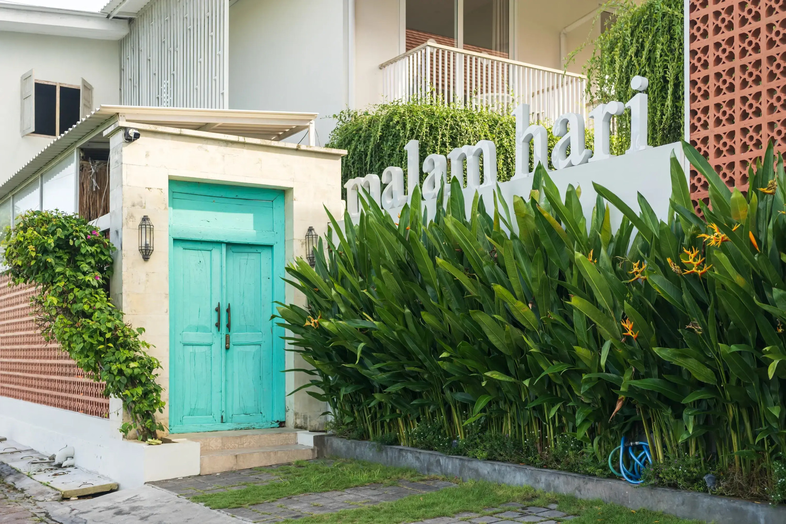 Malam Hari ApartHotel