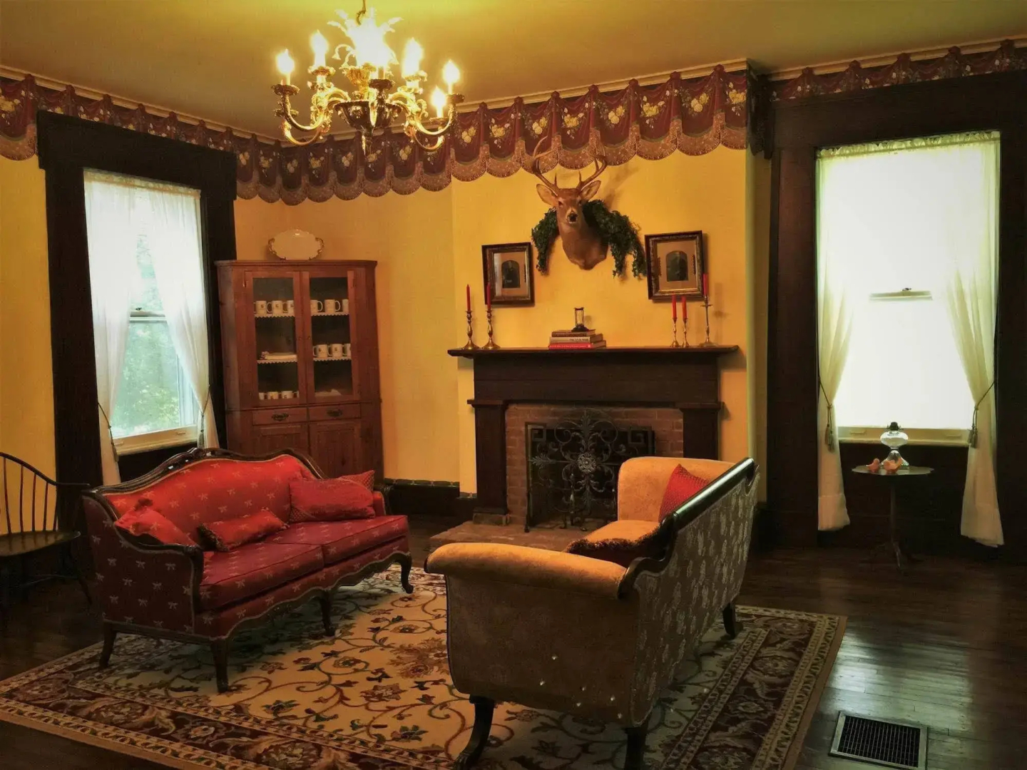 Old Caledonian Bed and Breakfast