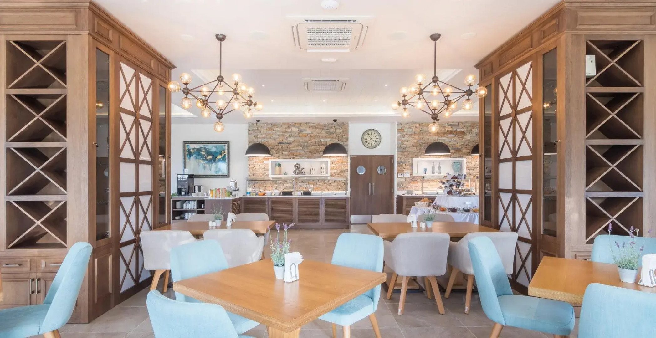 King Maron Beach Hotel & Spa