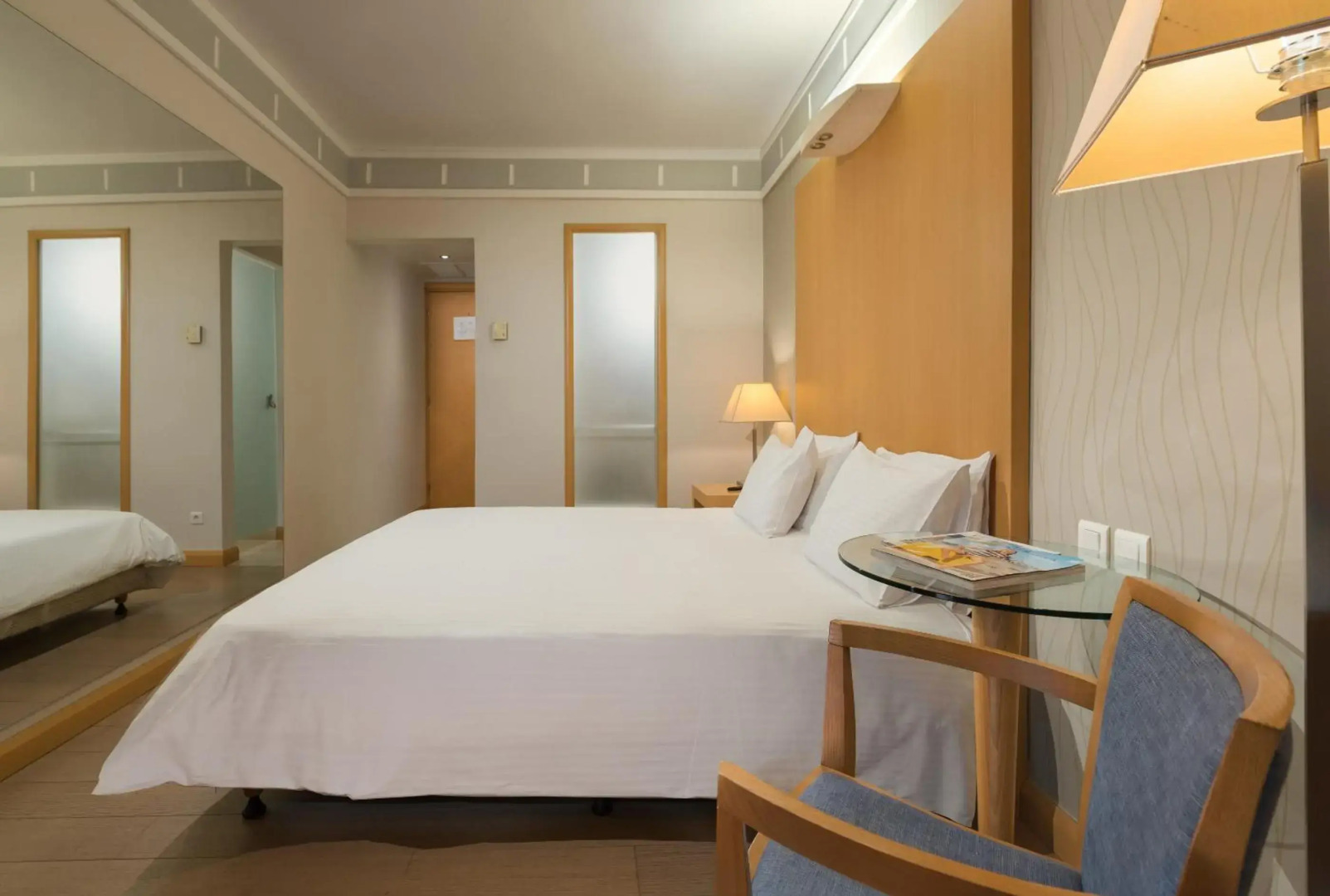 Central Athens Hotel