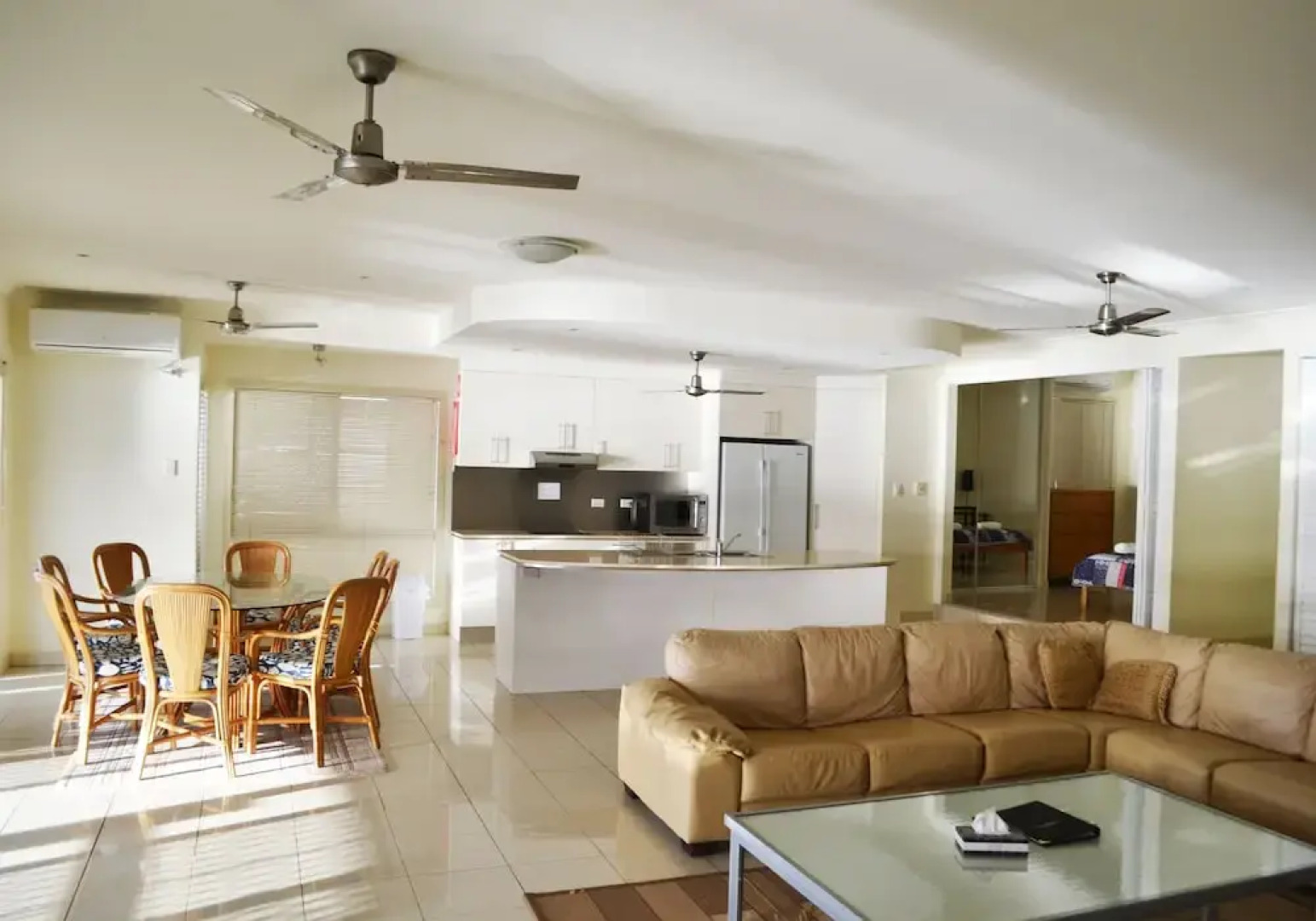 Hinchinbrook Marine Cove Resort