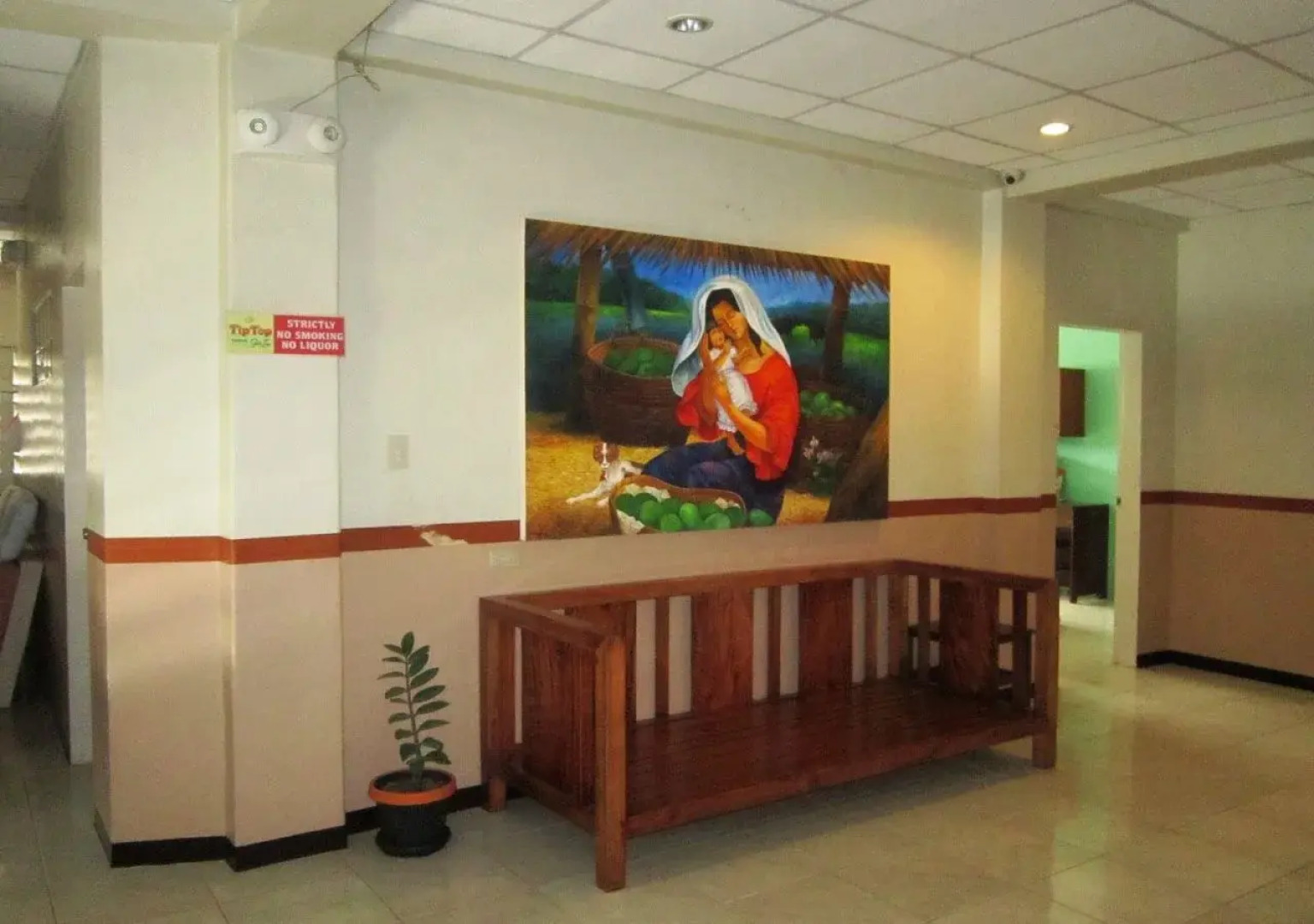 Tiptop Tower Suite Inn