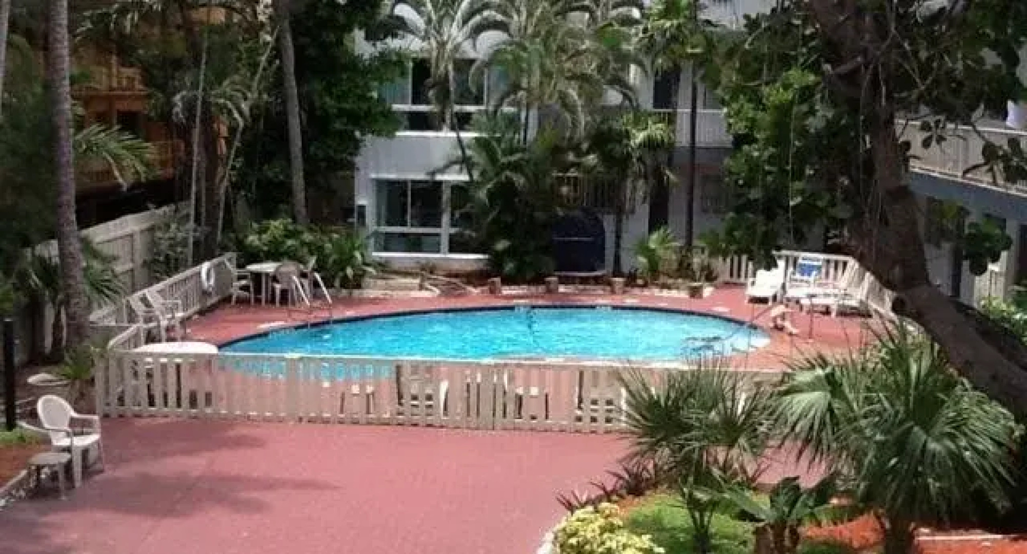 Beach Plaza Hotel