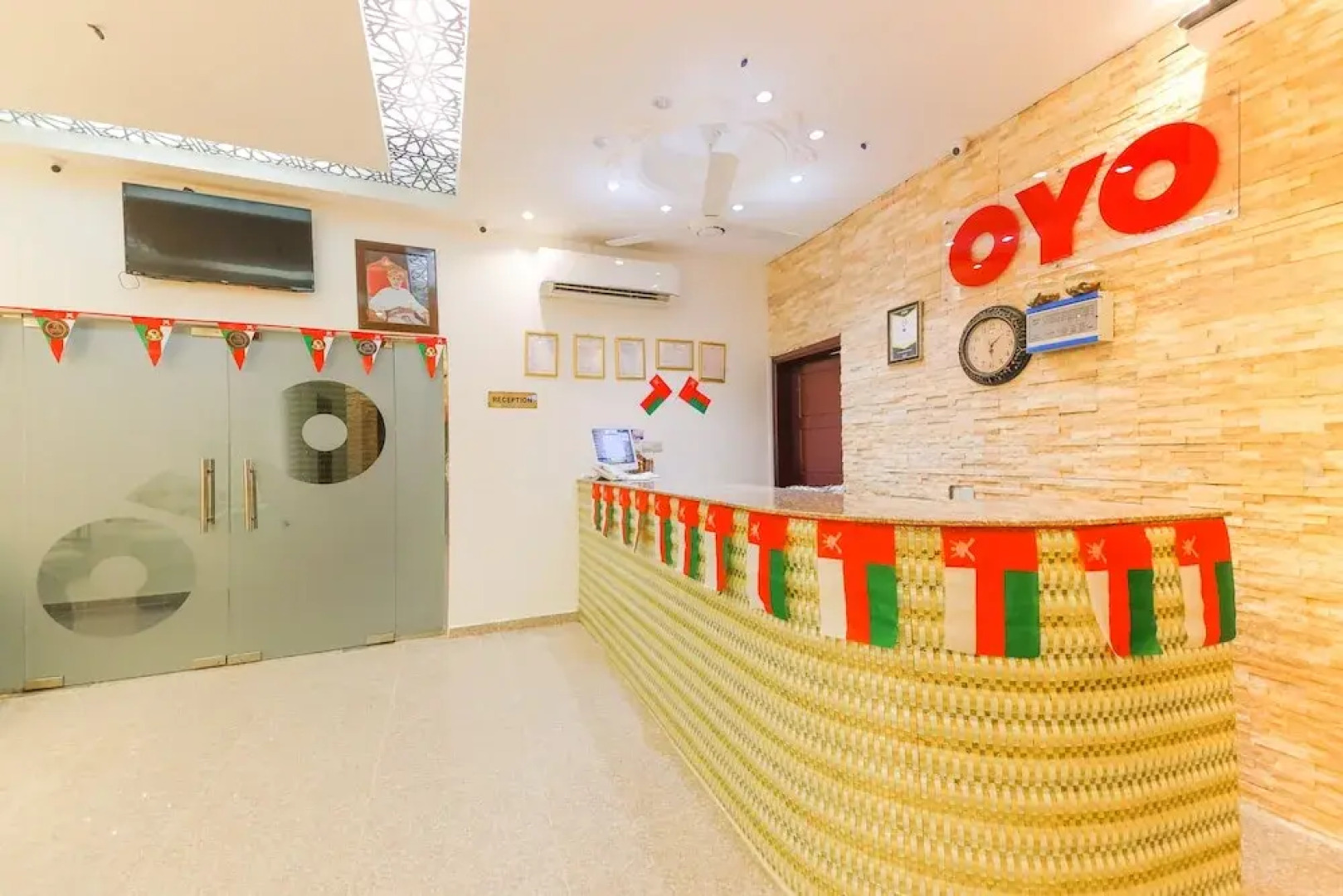 Super OYO 107 Ras Al Hadd Waves Hotel
