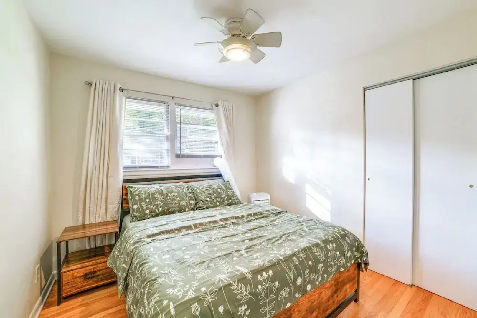 New York Abode: 2 Mi to Binghamton University!