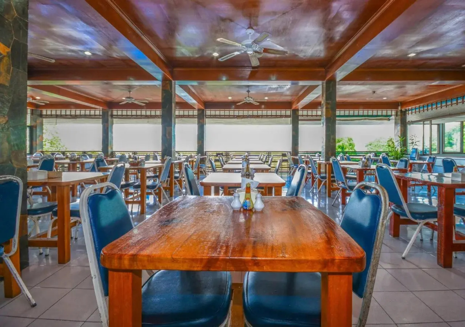 Royal Crown Hotel & Palm Spa Resort