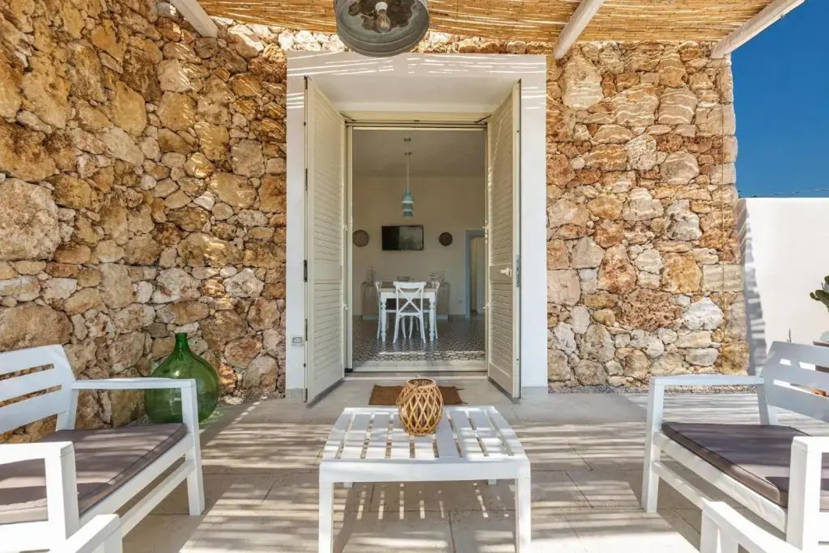 Villa Dora by BarbarHouse