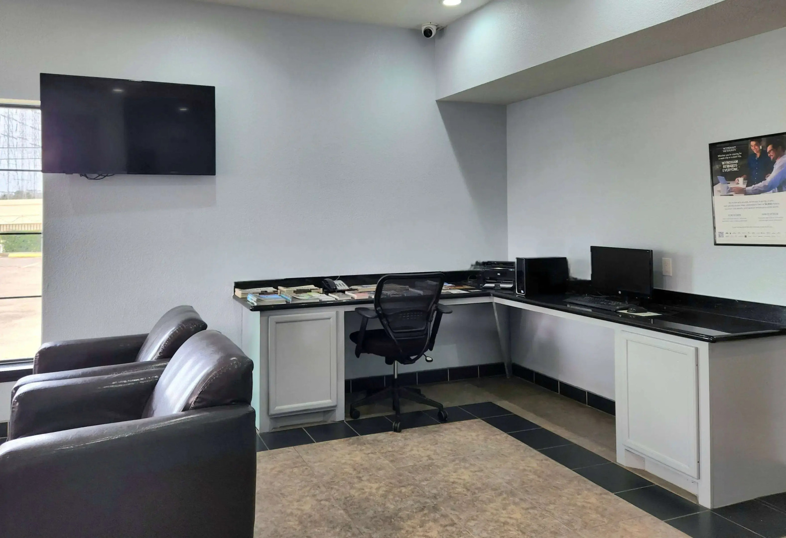 Days Inn by Wyndham Kemah