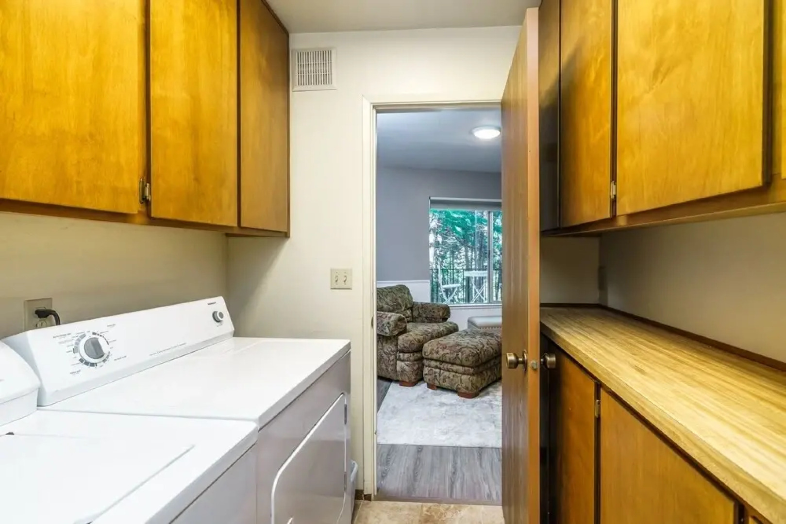 The Treetops - Beautiful Mountain Views Abound When You Stay at The Treetops by Yosemite Region Resorts