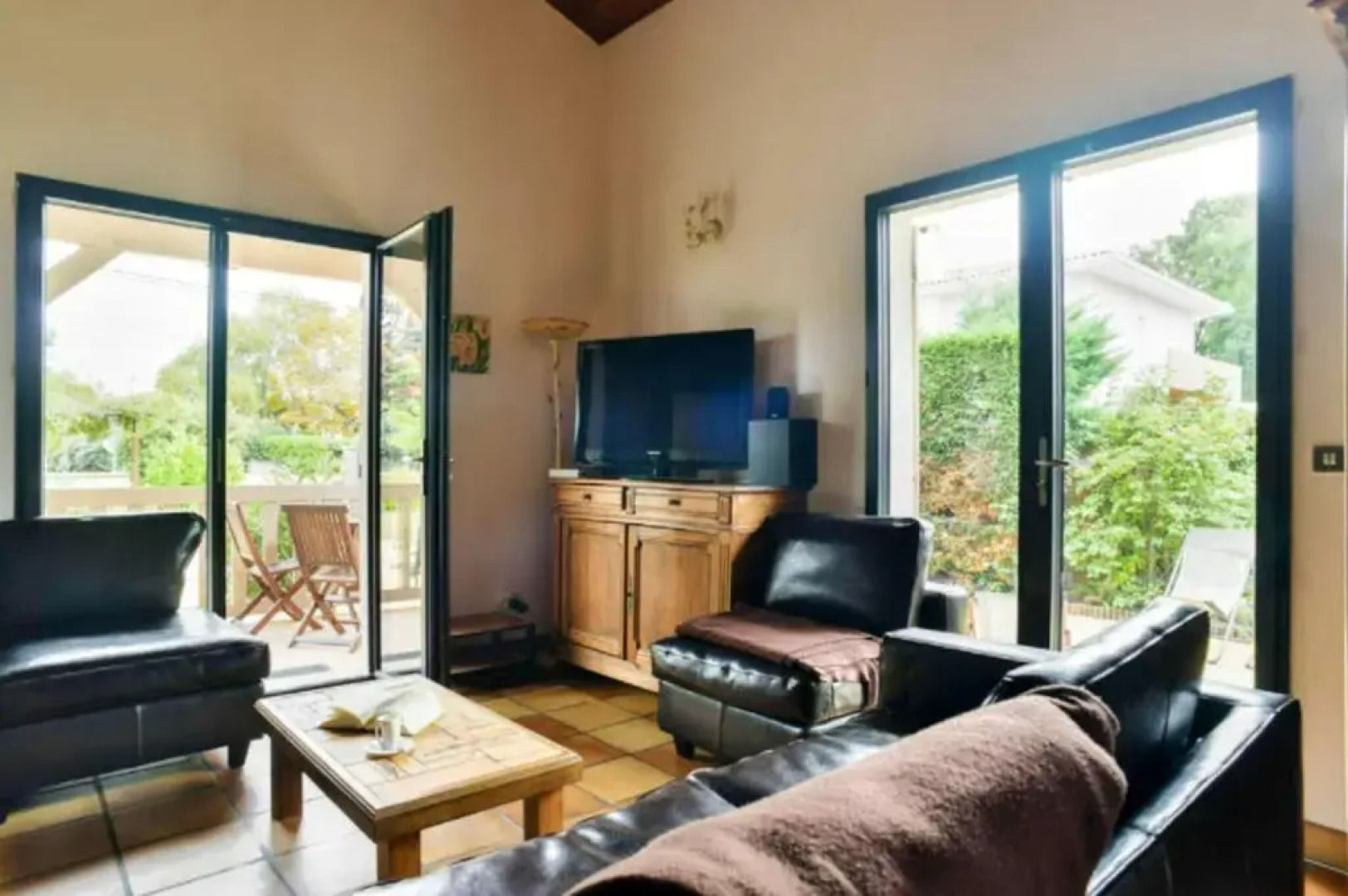 Villa de 6 chambres a Gujan Mestras a 100 m de la plage avec piscine privee jardin clos et wifi