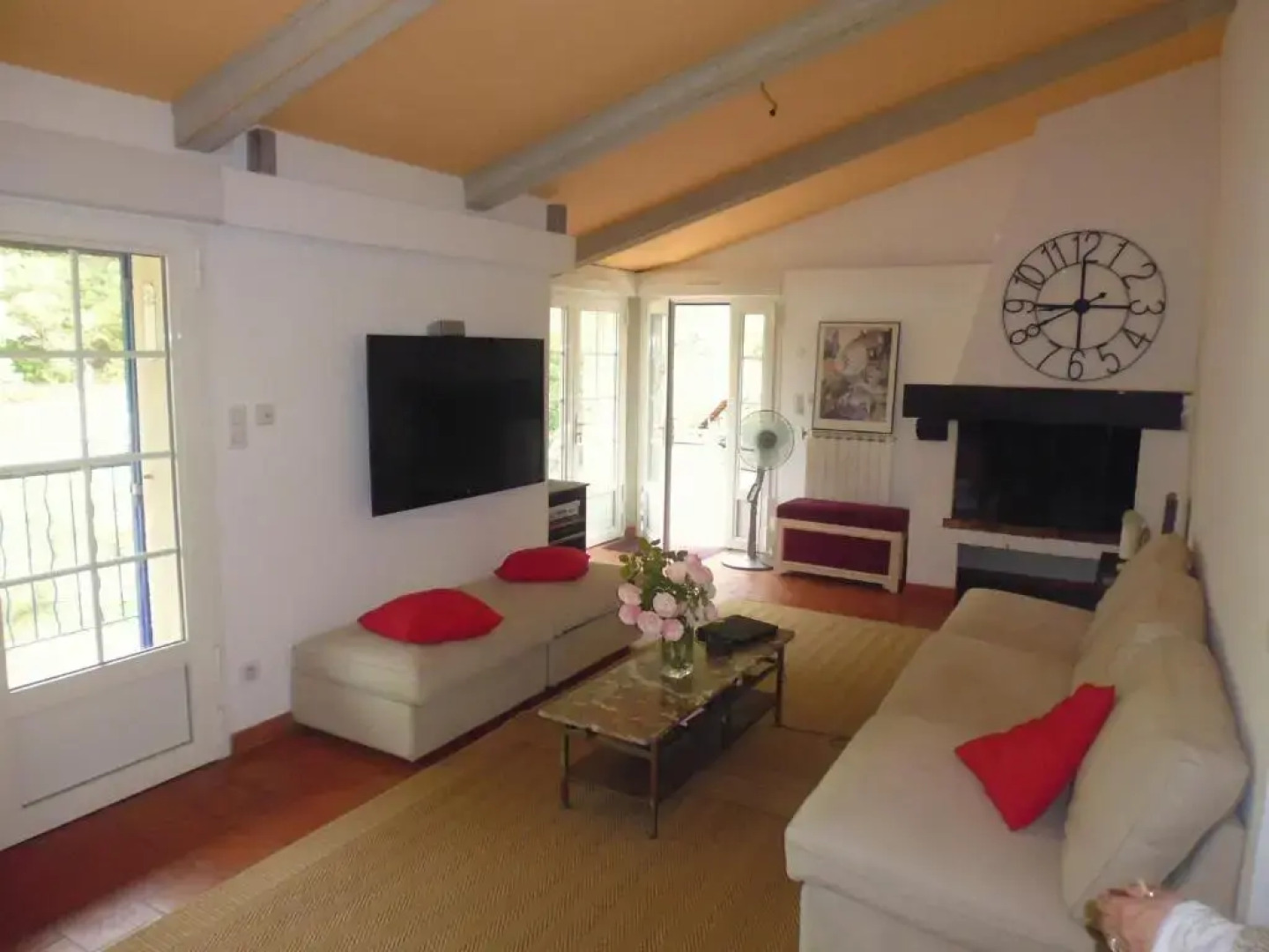 baraveou home in nature