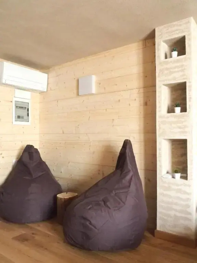 Virasol in Citta, Camera Nuvole (Adults Only)