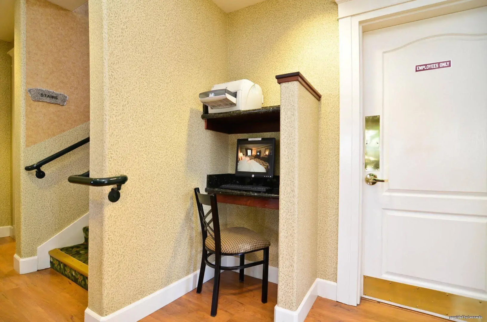 Best Western Cedar Inn & Suites