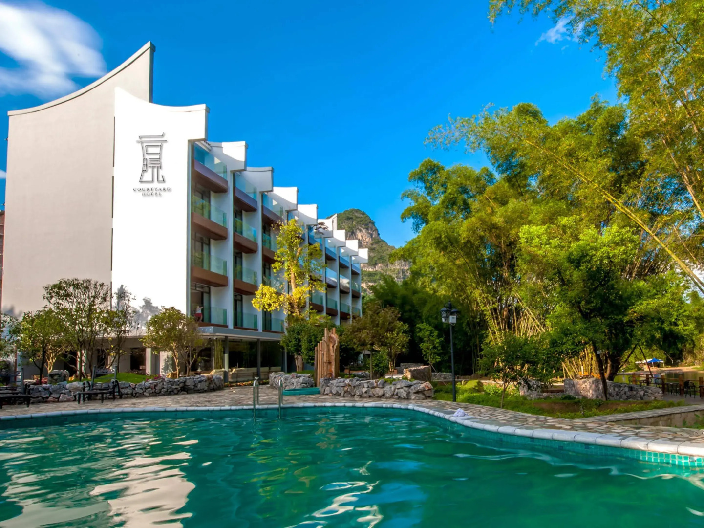 Courtyard Hotel - Yulong River Branch