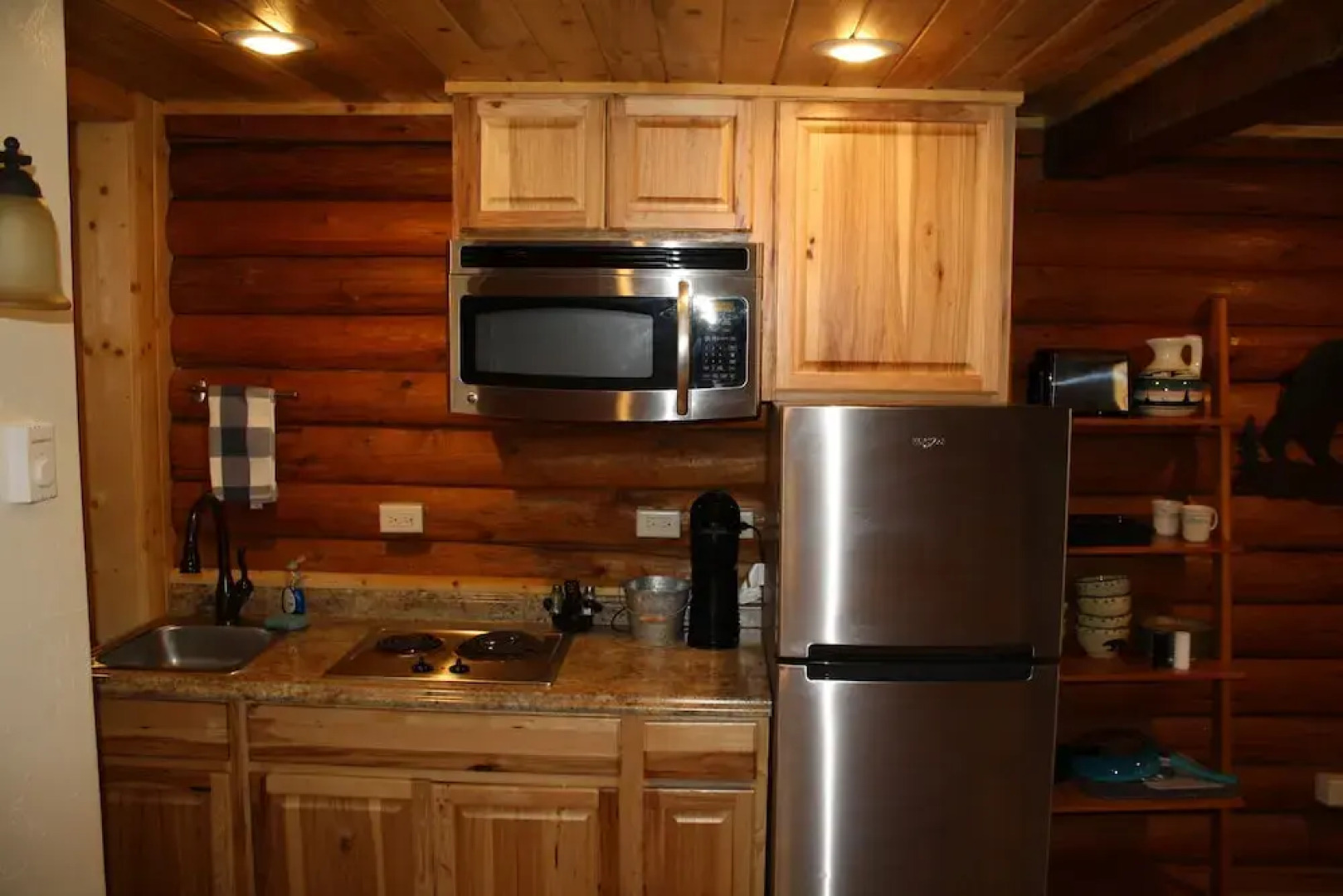 The Historic Wapiti Lodge