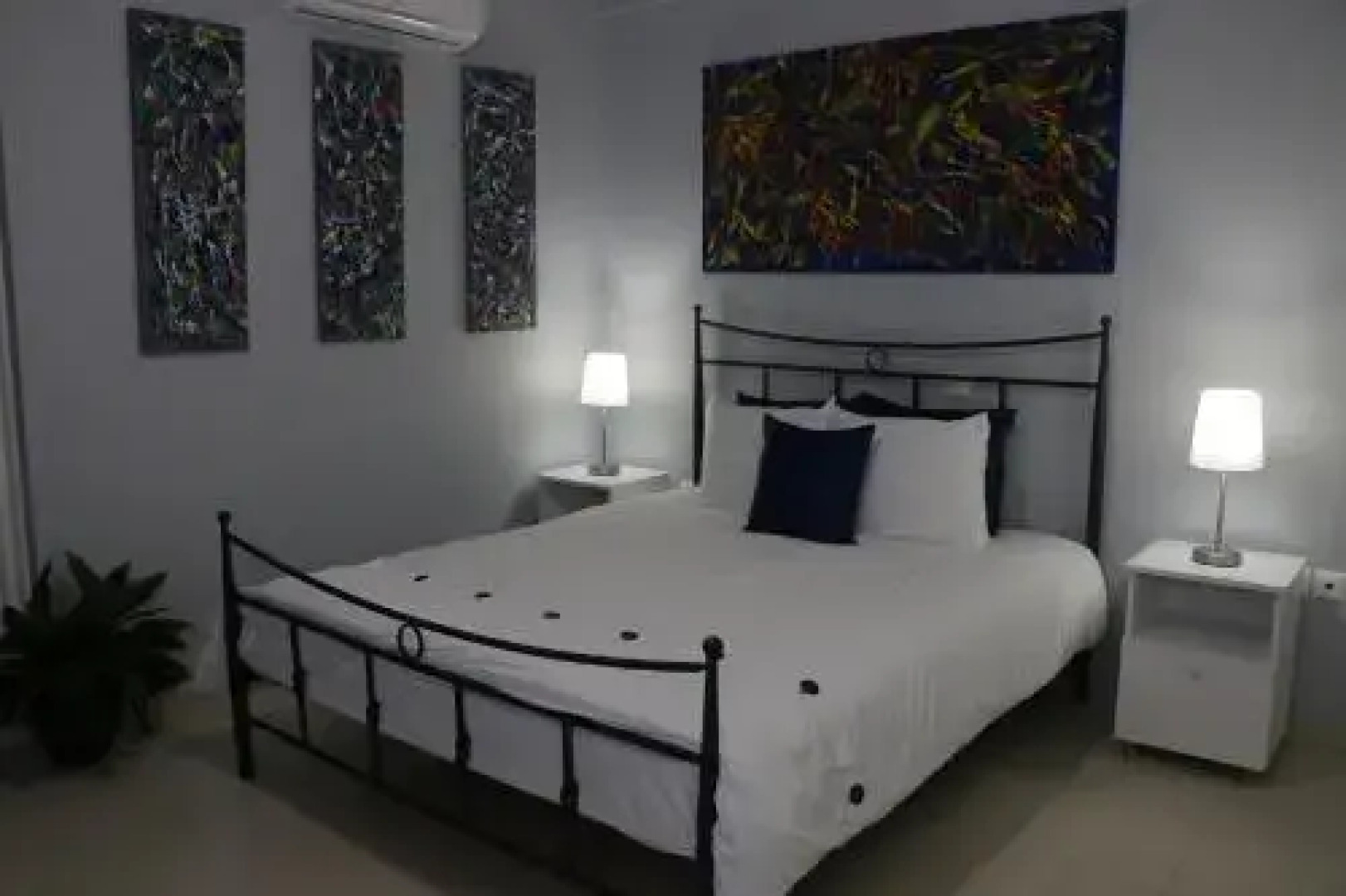 Laconian Collection  Lykourgou 10