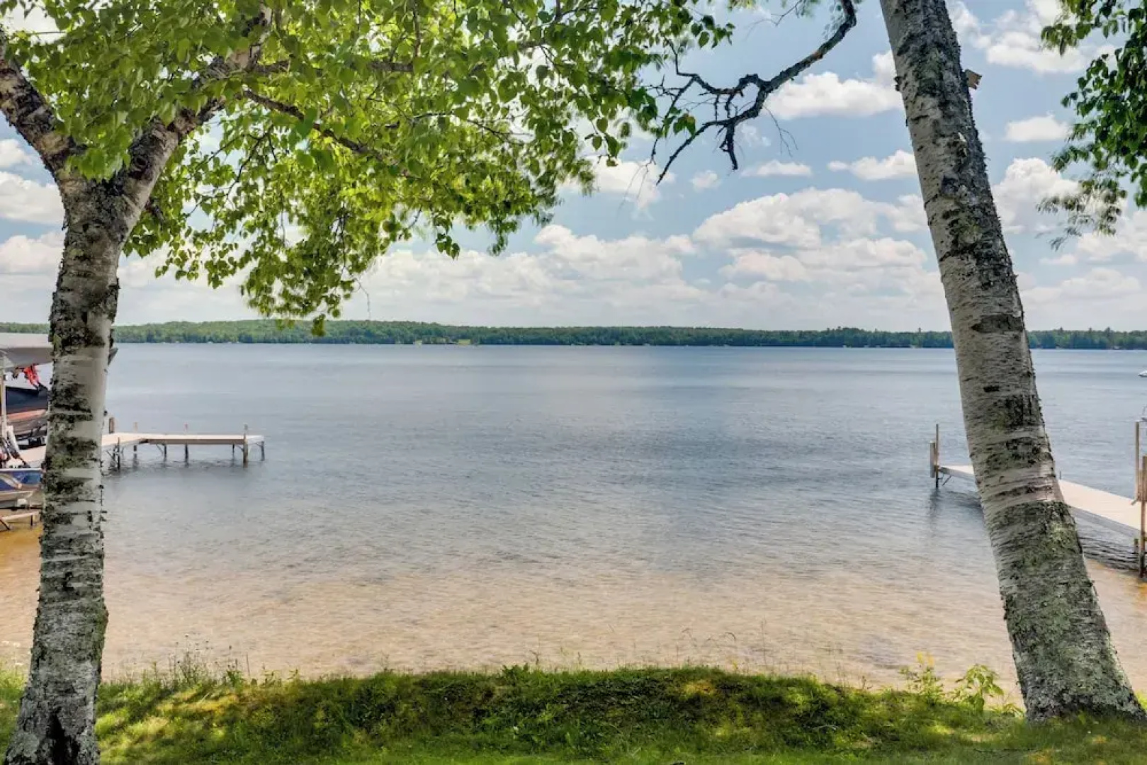 South Twin Lake Cabin w/ Seasonal Dock & Slip!