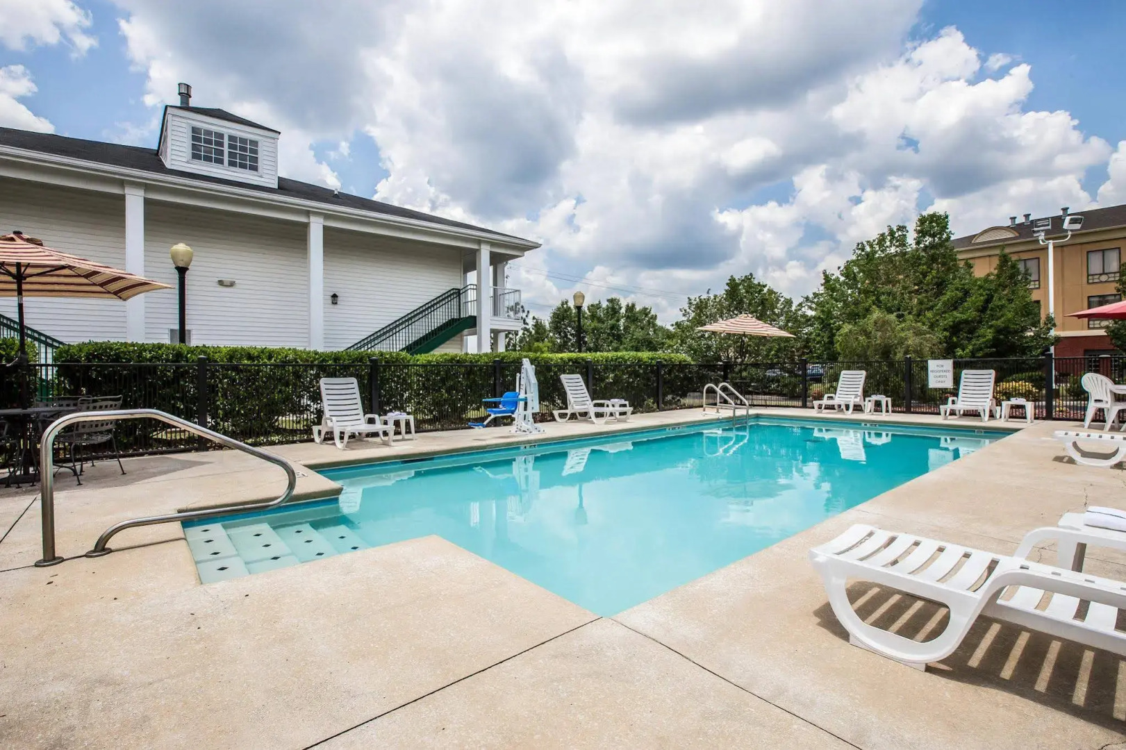 Quality Inn Bessemer I-20 exit 108