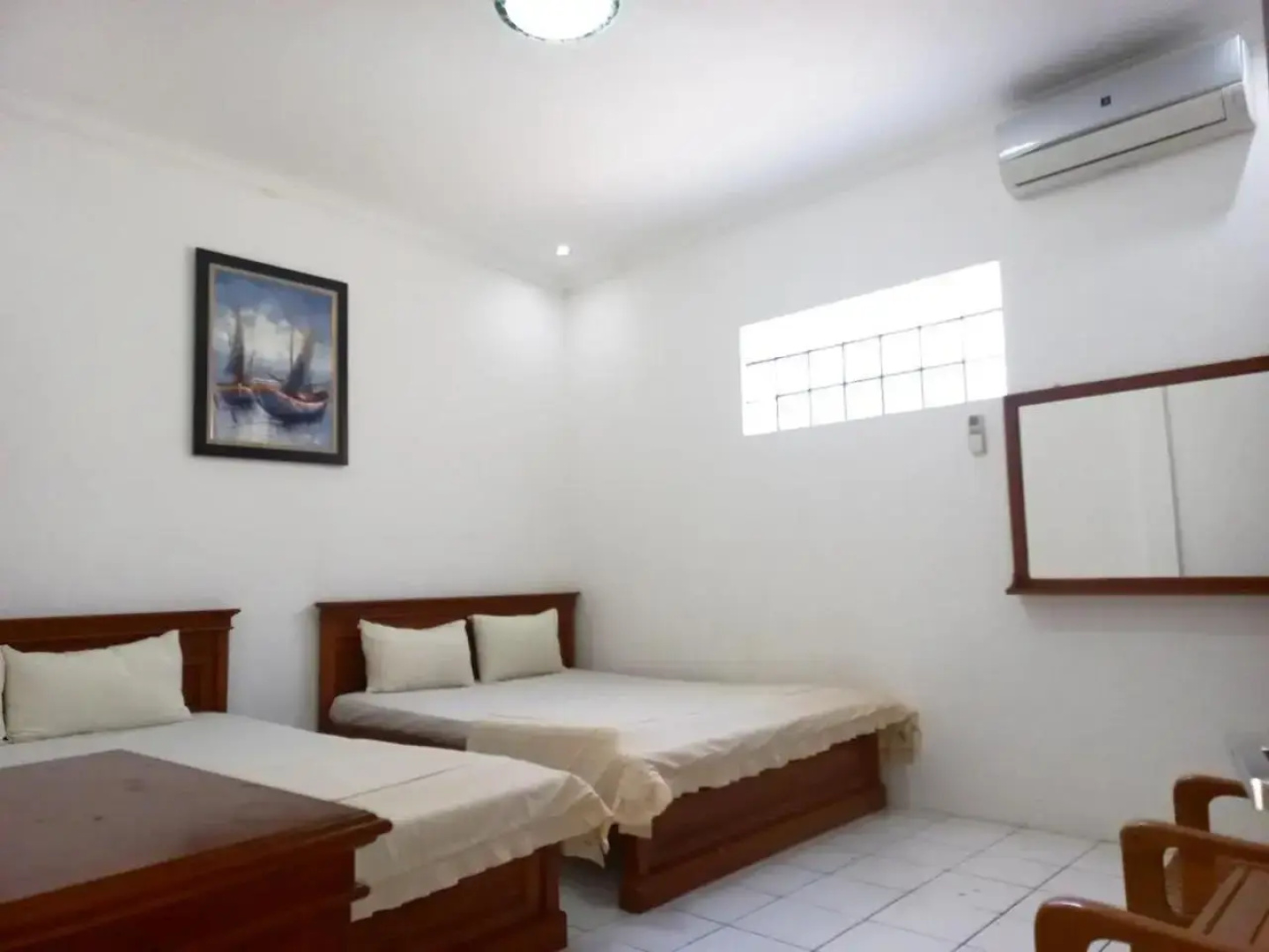 Nusawiru Guest House