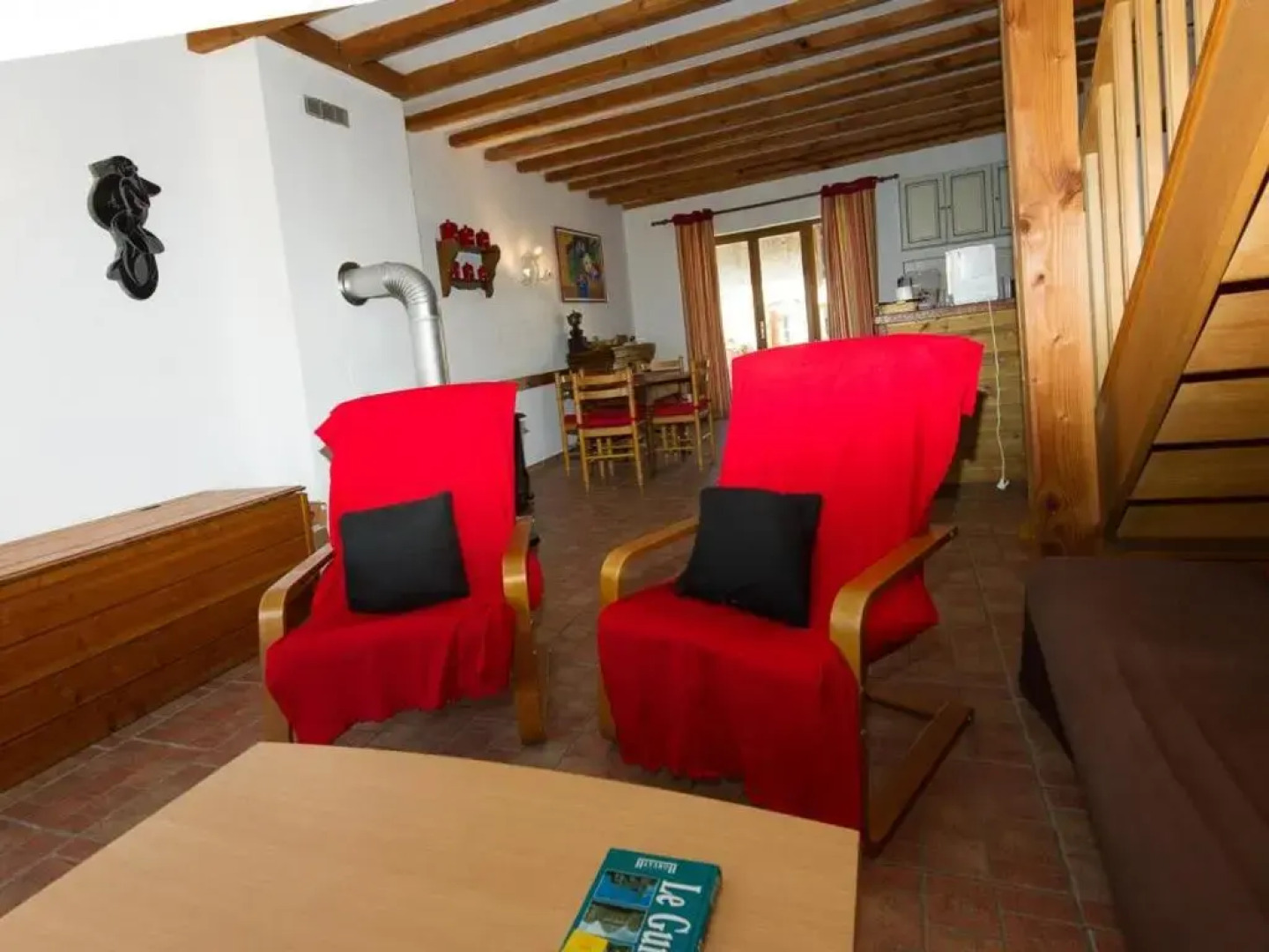 Gîte Châtel-Montagne, 3 pièces, 4 personnes - FR-1-489-47