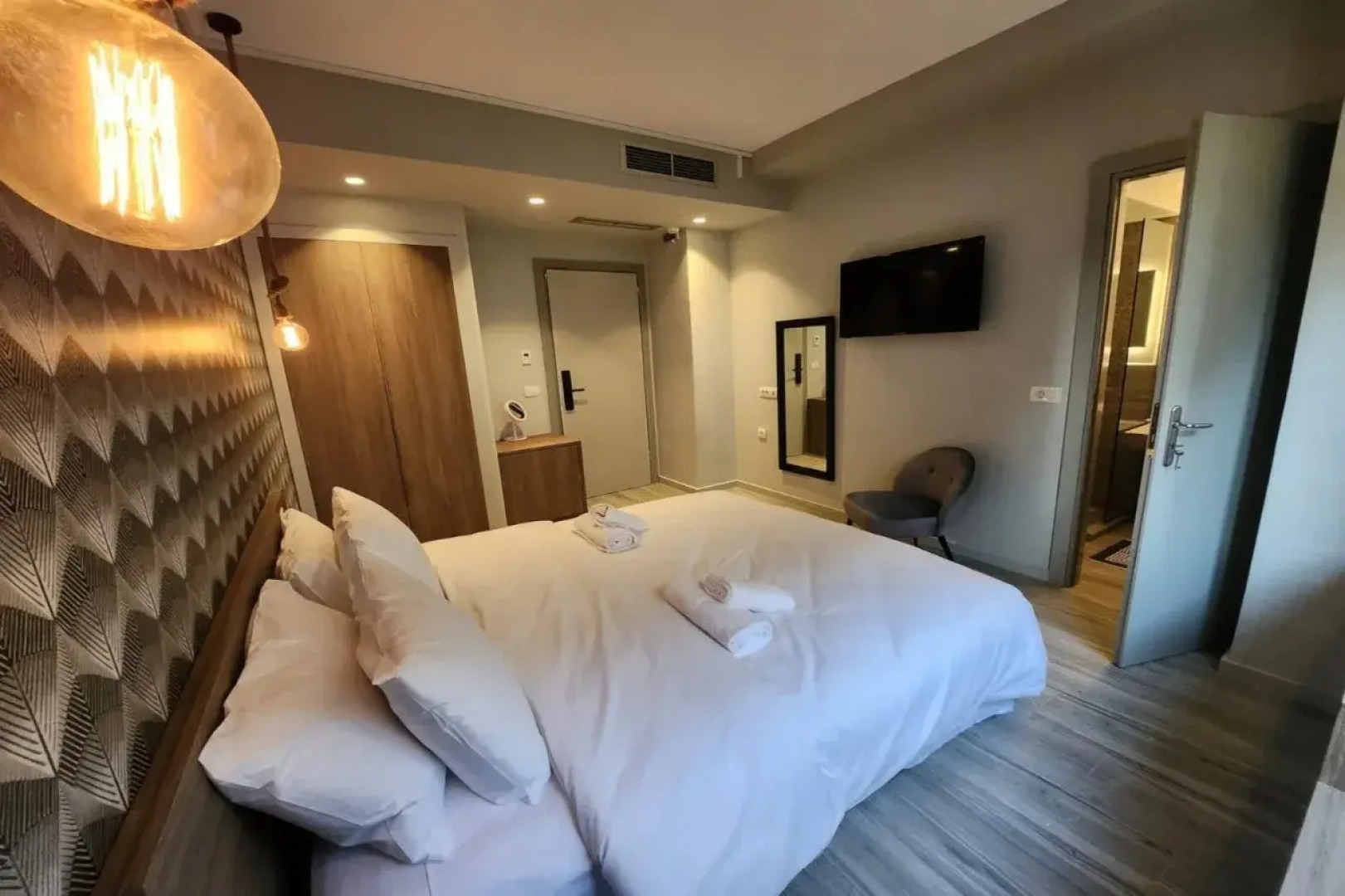 Urban Core Residence