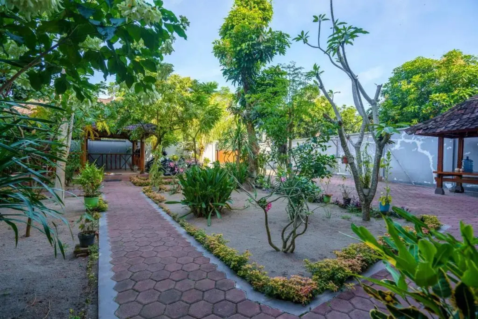 Whiterose Guesthouse