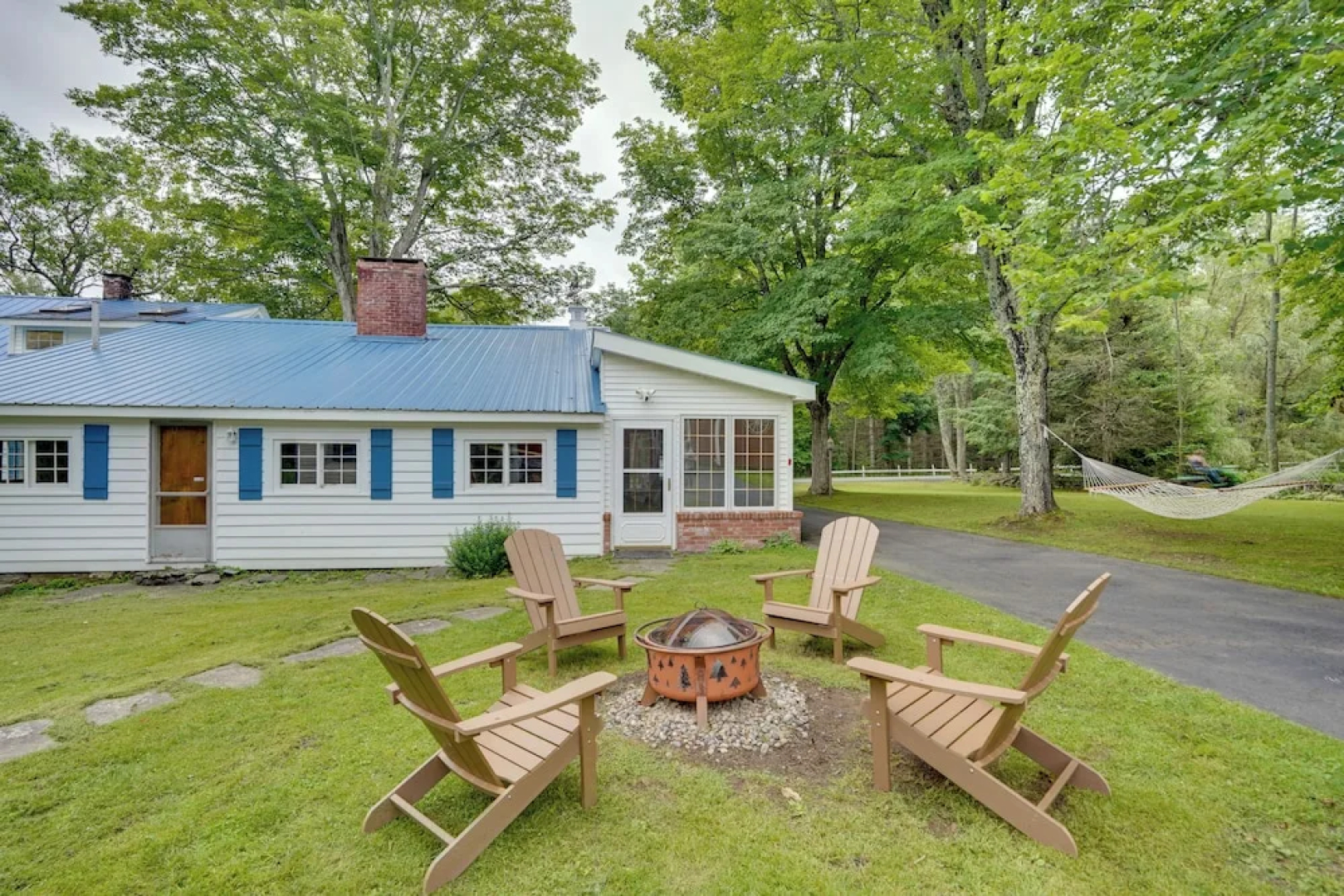 All Year-round Retreat Near Windham Mountain
